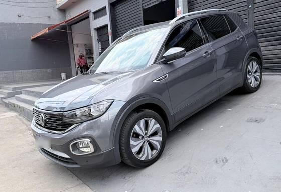 VOLKSWAGEN T-CROSS 1.4 250 TSI TOTAL FLEX HIGHLINE AUTOMÁTICO